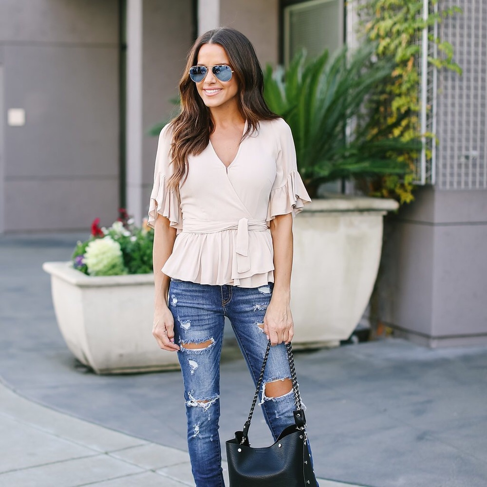 VICI - Magdalena Wrap Blouse, Latte, small